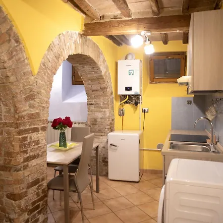 Cozy Suite - Perugia Historic Center * Perúgia