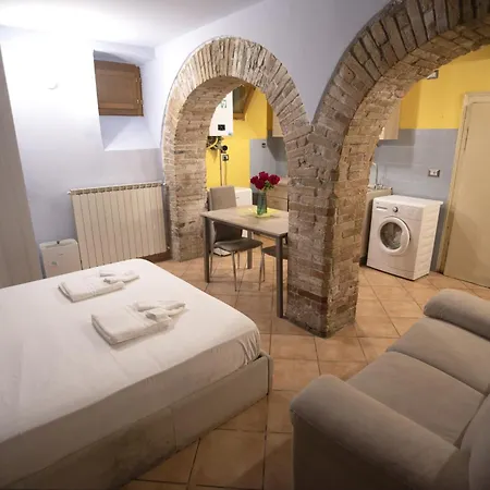 Cozy Suite - Perugia Historic Center Apartamento *